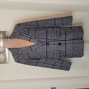 Old Navy, Size M, Soft-Brushed Oversized Blazer, Black, Gray-Blue Plaid, EUC